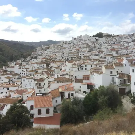 Casa en pueblo de montes de Málaga a 15km de playa Vila Almáchar Exterior foto